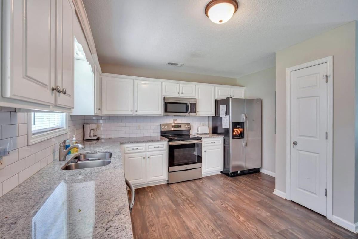Cozy And Contemporary Villa 1 Mile From Gsu Statesboro Exteriör bild
