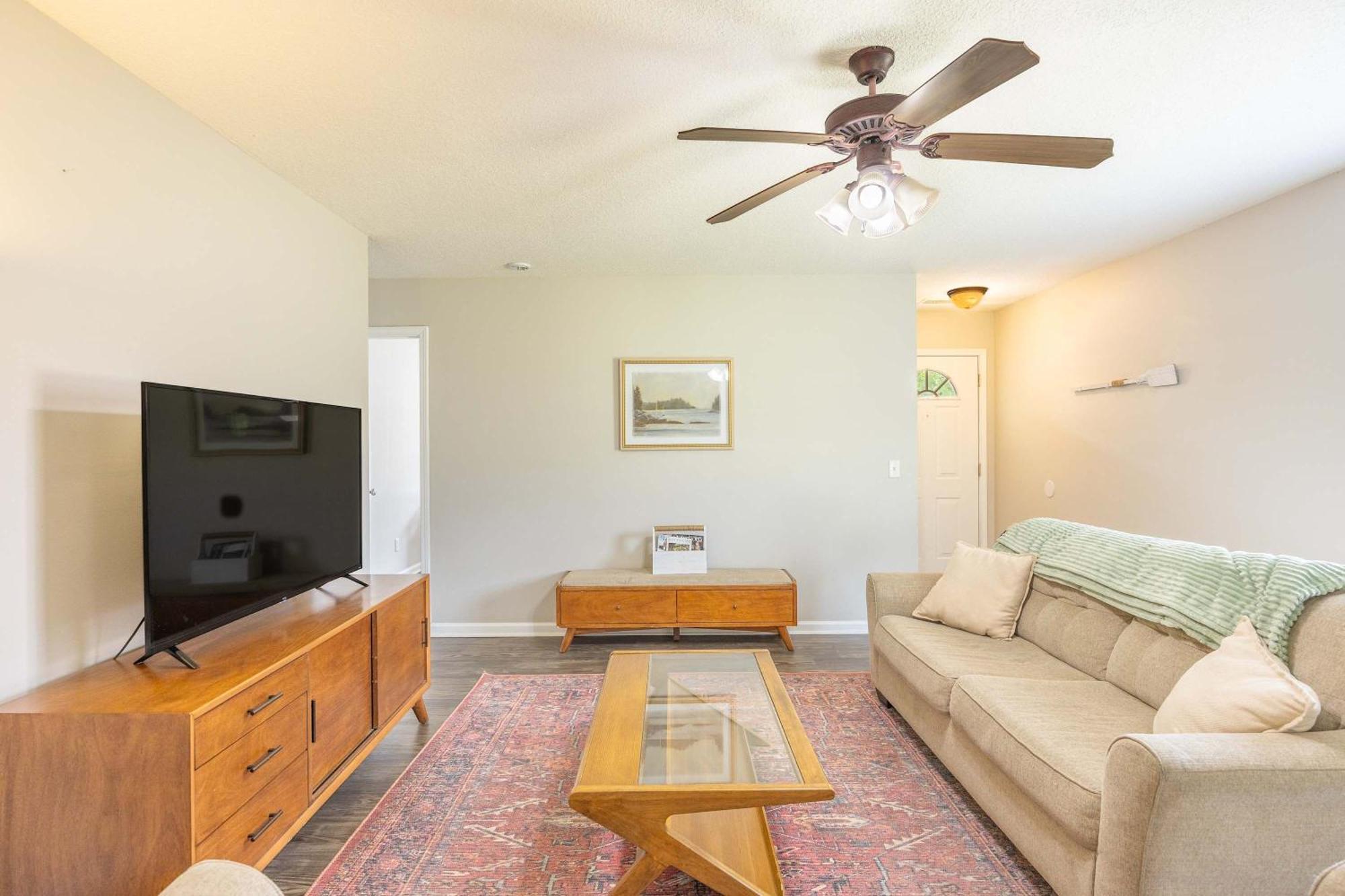Cozy And Contemporary Villa 1 Mile From Gsu Statesboro Exteriör bild